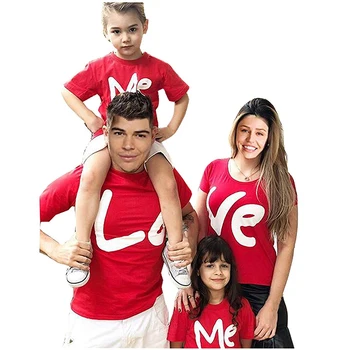 1PC LO VE MAN Valentino Šeimos Tshirts Tėvai ir Vaikai Raudonos Šeimos Atitikimo Marškinėlius Valentino Dieną Šeima Atrodo Komplektai