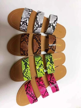 2021 naujas moterų flip flop gyvatė dvigubo sluoksnio sandalai plokščiadugnis ponios paplūdimio bateliai lauko kelionės mados laukinių studentų šlepetės