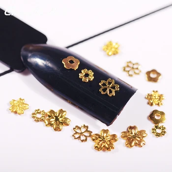 3-5mm 3D Aukso Spalvos Smeigės Nagai Meno Kniedės Apdailos Pakabukai Gėlės Formos Dizainas Metalinis Plonas griežinėlis Reikmenys 