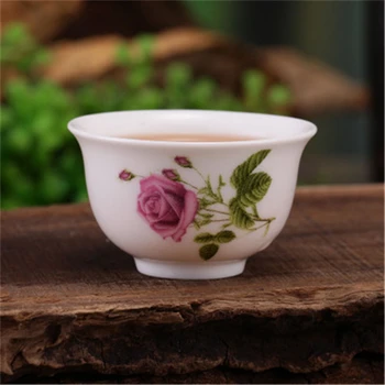 4pcs/daug Mini taurės 20ml Kinijos porceliano arbatos puodelio gėlių modelis-glazūra apdailos Kinų arbatos puodelio mažo dydžio kungfu puodeliai rose