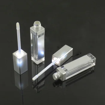 50pcs/daug, 7ml LED Šviesos Lūpų Blizgesys Butelis Bako Vamzdelis su Veidrodį Pritvirtinti Vienas Veidas, Juodos ir Sidabro Dangteliu