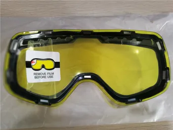 Geltona atspindžių lęšiai Slidinėjimo akiniai tik gali būti naudojamas kartu su magnetas snieglenčių akinius