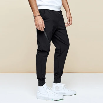KUEGOU 2020 m. Pavasarį Black Vyrų Kelnės Atsitiktinis Poilsiu Streetwear Sweatpants Kelnėms Ilgai Vyrai Hip-Hop Baggy Kelio Kelnes Naujos 2953
