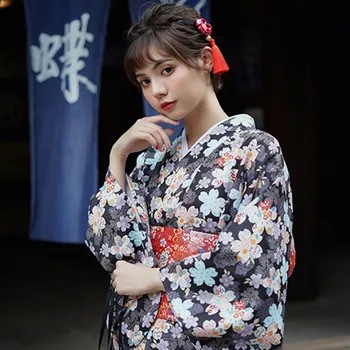 Moterų Yukata Tradicinis Japonijos Kimono Skraiste Fotografijos Suknelė Cosplay Kostiumas juodos Spalvos gėlių Spaudinių Vintage Drabužių