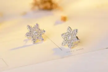 Naujas atvykimo karšto parduoti mados blizga kristalų snaigės 925 sterlingas sidabro ponios'stud auskarai papuošalai dovana moterims