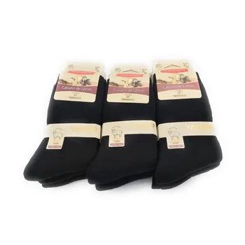Pakuotėje yra 3 poros kojinių vyrams žiemos vilna, juodas, vienas dydis 40 - 45