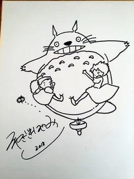 Ranka pasirašė Hayao Miyazaki autographed valdybos Tonari no Totoro tik 022019