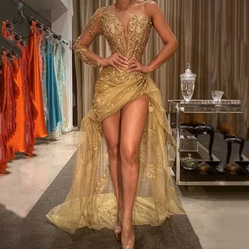 Seksualus Aukso Nėrinių Undinė Keltas Suknelės ilgomis Rankovėmis Vieną Petį Aukštas Žemas Oficialią Vakaro Suknelės Garsenybių Suknelės abendkleider