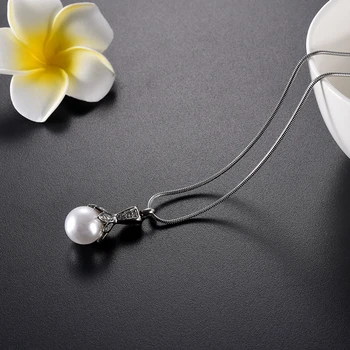 T009 White Pearl/ skaidrus Stiklas Kamuolys Gėlių Dizainas Moterys Atminimo Balsuokite Karoliai Pelenų Turėtojas Mylimam žmogui - Kremavimo Urnos Pakabukas