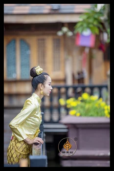 Tailandas Tradiciniai Drabužiai Moterims Stovėti Apykakle ilgomis Rankovėmis Aukso Viršūnes Phasin Restoranas Kasos darbo drabužiai Tailando Suknelė