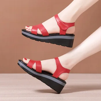 YAERNI Didelis dydis 32-43 platforma sandalai moterims, batai vasaros 2020 m. vidutinis kulnas pleištas ponios sandalai beach sandalas motina sandalai